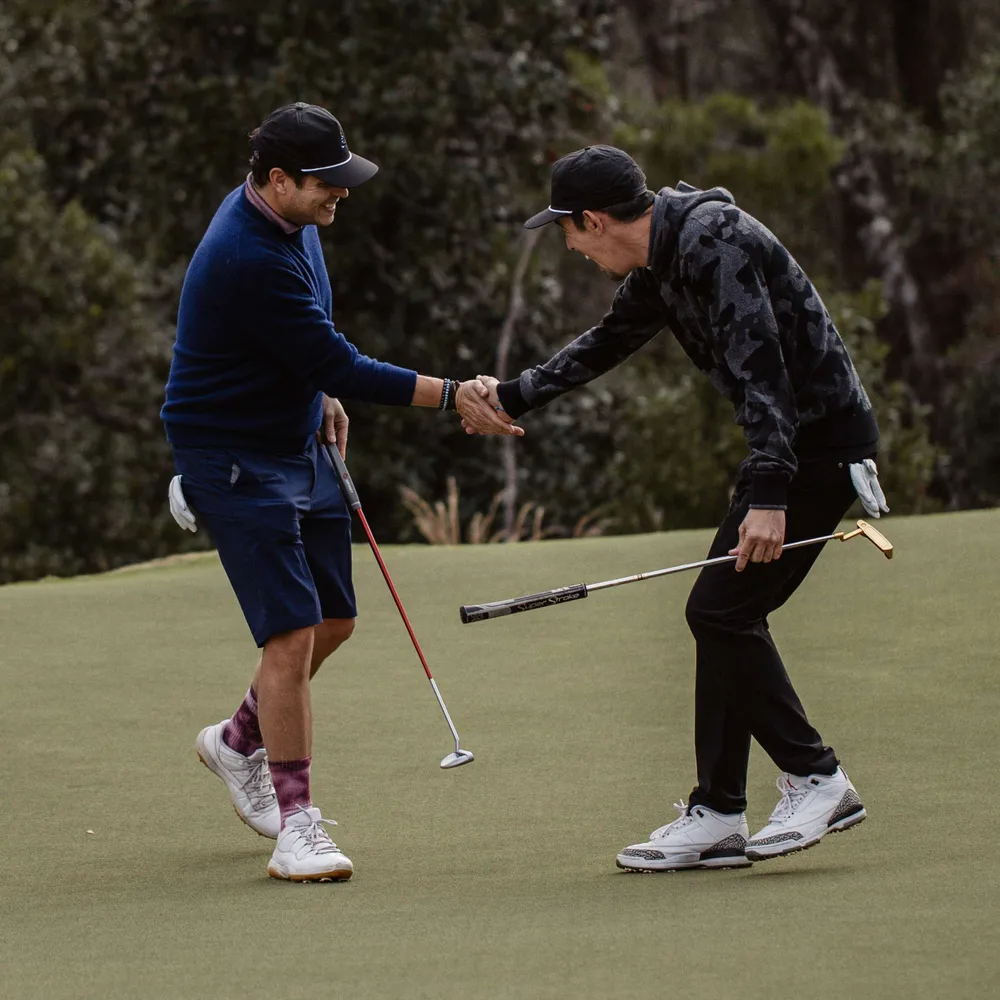 Greyson lifestyle Greyson Scarlett womens wear blends luxury and functionality offering sophisticated pieces designed to seamlessly transition from active pursuits to everyday elegance